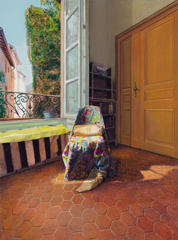 Bedroom - Multicolored drape on Chair - Avignon